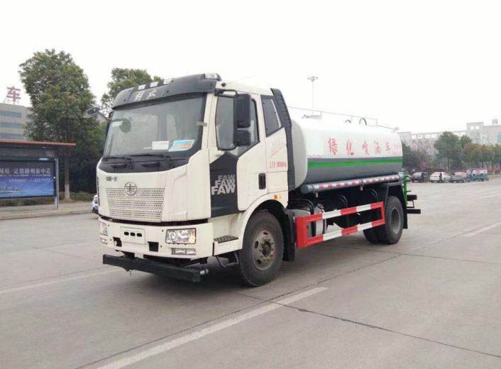 國(guó)六解放12方灑水車